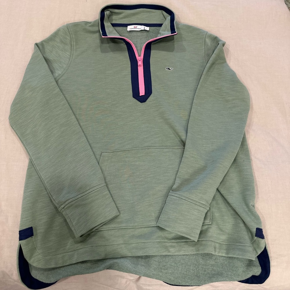 Women’s Vineyard Vine Quarter Zip Size L